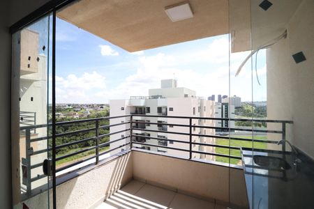 Sacada de apartamento para alugar com 2 quartos, 58m² em Shopping Park, Uberlândia