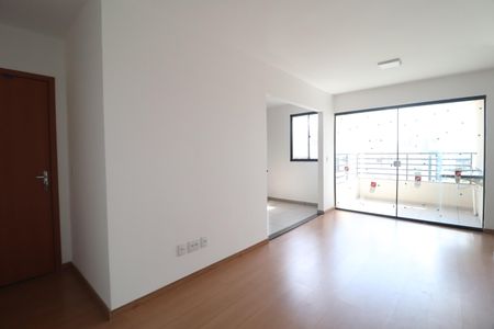 Sala de apartamento para alugar com 2 quartos, 58m² em Shopping Park, Uberlândia