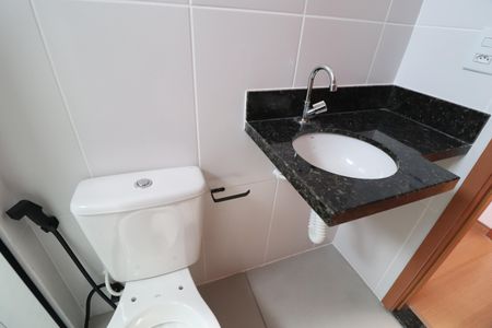 Apartamento para alugar com 58m², 2 quartos e 1 vagaBanheiro do Quarto 2