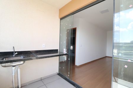 Sacada de apartamento para alugar com 2 quartos, 58m² em Shopping Park, Uberlândia