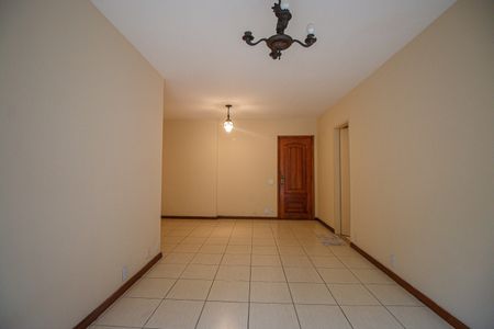 Sala de apartamento para alugar com 2 quartos, 78m² em Tijuca, Rio de Janeiro
