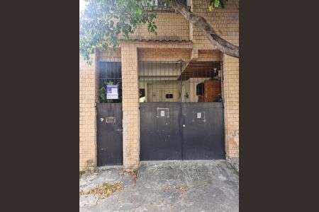 Casa para alugar com 60m², 2 quartos e sem vagaFachada+Plaquinha