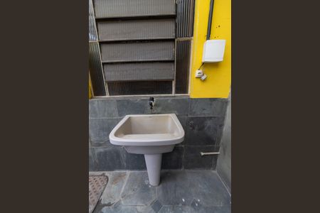 Casa para alugar com 60m², 2 quartos e sem vagaDetalhe da area de serviço