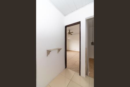 Casa para alugar com 60m², 2 quartos e sem vagaCorredor