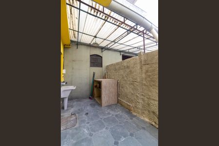 Casa para alugar com 60m², 2 quartos e sem vagaÁrea de Serviço