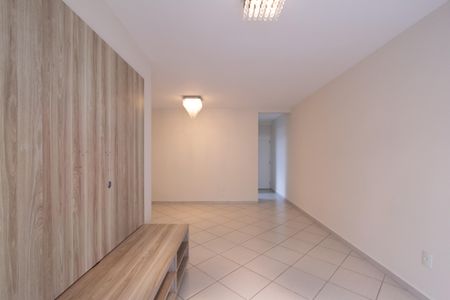 Apartamento para alugar com 85m², 3 quartos e 2 vagas