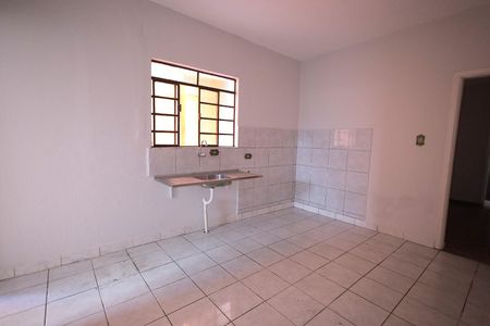 Casa à venda com 110m², 3 quartos e 1 vaga Casa à venda com 110m², 3 quartos e 1 vagaCozinha 2
