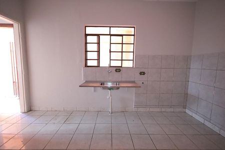 Casa à venda com 110m², 3 quartos e 1 vaga Casa à venda com 110m², 3 quartos e 1 vagaCozinha 2
