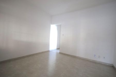 Casa à venda com 110m², 3 quartos e 1 vaga Casa à venda com 110m², 3 quartos e 1 vagaSala