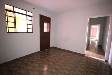 Casa à venda com 110m², 3 quartos e 1 vaga Casa à venda com 110m², 3 quartos e 1 vagaSala 2