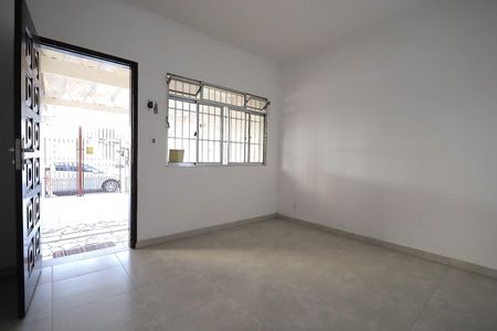 Casa à venda com 110m², 3 quartos e 1 vaga Casa à venda com 110m², 3 quartos e 1 vagaSala