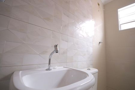 Casa à venda com 110m², 3 quartos e 1 vaga Casa à venda com 110m², 3 quartos e 1 vagaBanheiro Quarto Suíte