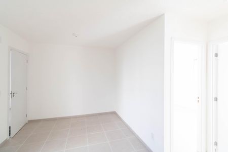 Sala de apartamento para alugar com 2 quartos, 45m² em Campo Grande, Rio de Janeiro