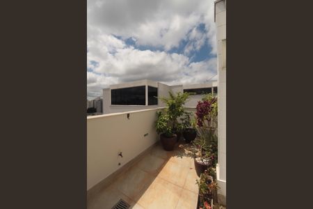 Apartamento à venda com 174m², 3 quartos e 3 vagasCobertura