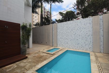 Apartamento à venda com 174m², 3 quartos e 3 vagasÁrea comum - Piscina
