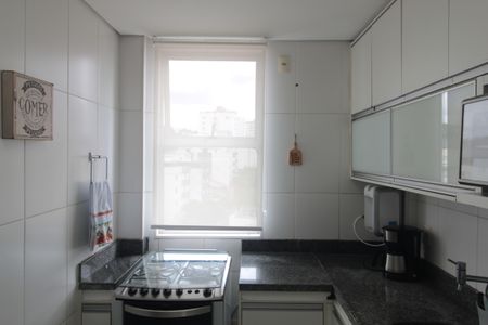 Apartamento à venda com 174m², 3 quartos e 3 vagasCozinha e Área de Serviço