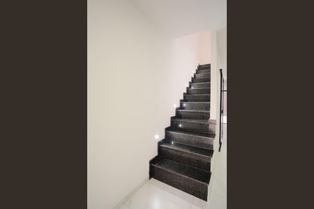 Casa para alugar com 105m², 3 quartos e 2 vagasSala
