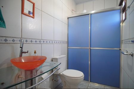 Casa à venda com 128m², 3 quartos e 1 vagaBanheiro social