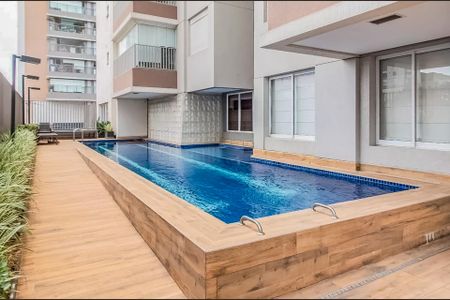 Apartamento para alugar com 68m², 2 quartos e 1 vaga Apartamento para alugar com 68m², 2 quartos e 1 vagaÁrea comum - Piscina