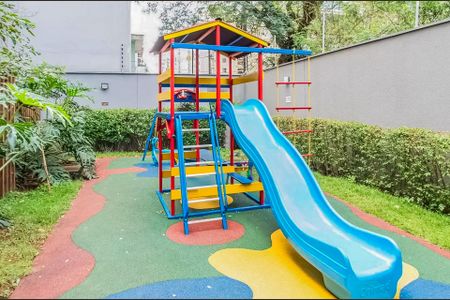 Apartamento para alugar com 68m², 2 quartos e 1 vaga Apartamento para alugar com 68m², 2 quartos e 1 vagaÁrea comum - Playground