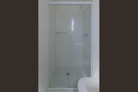 Apartamento para alugar com 68m², 2 quartos e 1 vaga Apartamento para alugar com 68m², 2 quartos e 1 vagaBanheiro da Suíte