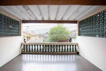 Casa à venda com 131m², 3 quartos e 2 vagasVaranda