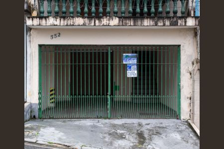 Casa à venda com 131m², 3 quartos e 2 vagasFachada