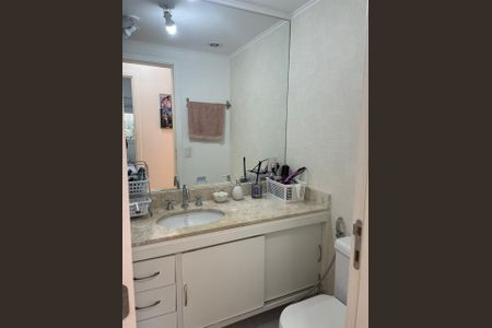 Apartamento à venda com 61m², 2 quartos e 2 vagasBanheiro 2