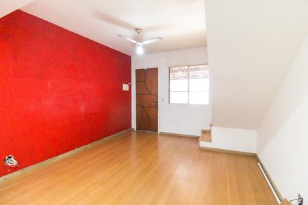 Sala de casa de condomínio à venda com 2 quartos, 58m² em Itaquera, São Paulo