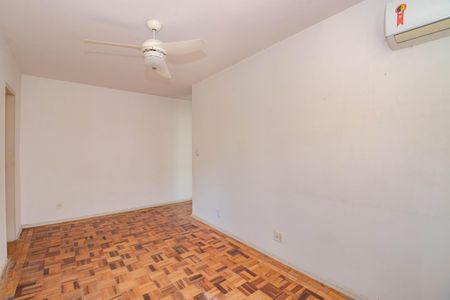 Sala de apartamento à venda com 1 quarto, 42m² em Passo D’areia, Porto Alegre