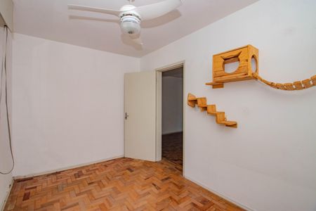 Quarto de apartamento à venda com 1 quarto, 42m² em Passo D’areia, Porto Alegre