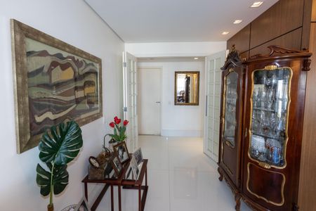 Apartamento à venda com 194m², 4 quartos e 3 vagasHall da Sala