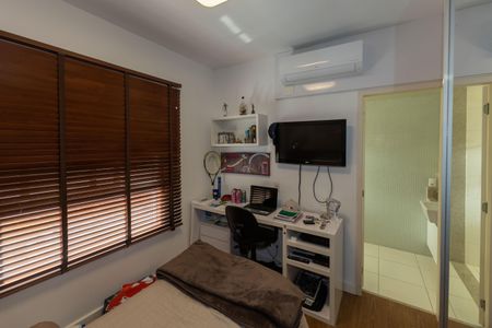 Apartamento à venda com 194m², 4 quartos e 3 vagasSuíte 3