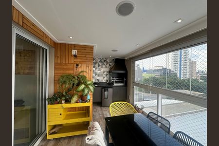 Apartamento à venda com 105m², 3 quartos e 2 vagasChurrasqueira