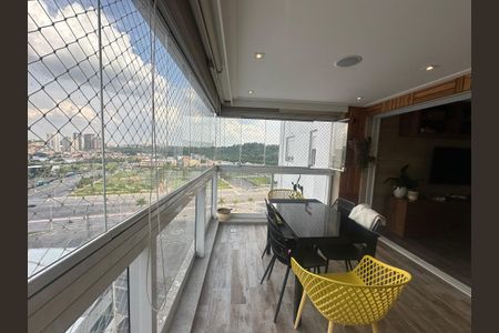 Apartamento à venda com 105m², 3 quartos e 2 vagasVaranda da Sala