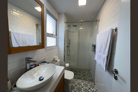 Apartamento à venda com 105m², 3 quartos e 2 vagasBanheiro da Suíte