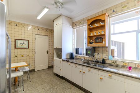 Apartamento à venda com 380m², 2 quartos e 2 vagasCozinha 2