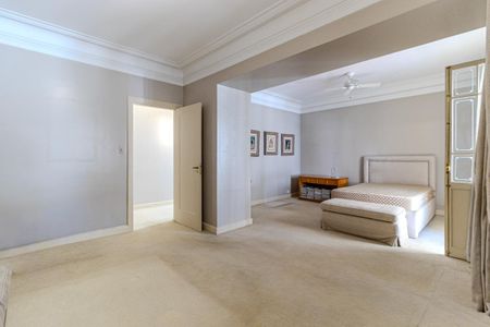 Apartamento à venda com 380m², 2 quartos e 2 vagasSuíte 2