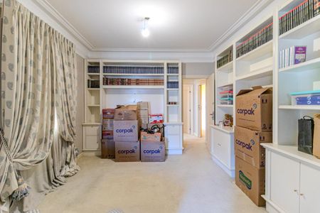 Apartamento à venda com 380m², 2 quartos e 2 vagasSuíte 1