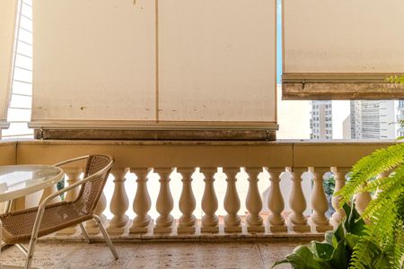 Apartamento à venda com 380m², 2 quartos e 2 vagasVaranda da Suíte 2