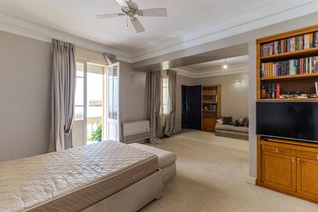 Apartamento à venda com 380m², 2 quartos e 2 vagasSuíte 2