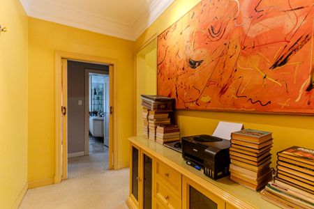 Apartamento à venda com 380m², 2 quartos e 2 vagasCorredor