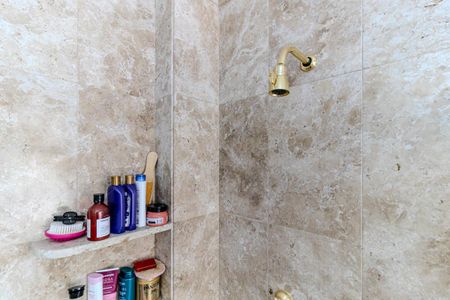 Apartamento à venda com 380m², 2 quartos e 2 vagasBanheiro da Suíte 1