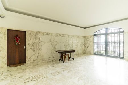 Apartamento à venda com 380m², 2 quartos e 2 vagasHall Social