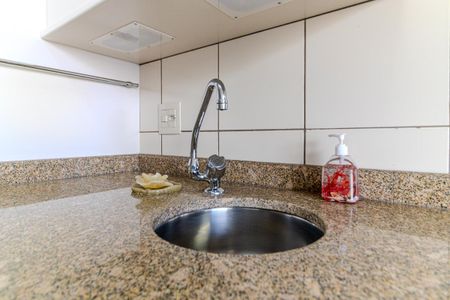 Apartamento à venda com 380m², 2 quartos e 2 vagasCozinha 1