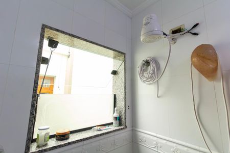 Casa à venda com 300m², 2 quartos e 2 vagas Casa à venda com 300m², 2 quartos e 2 vagasBanheiro 2