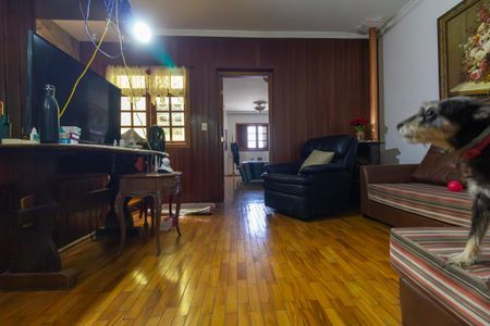 Casa à venda com 300m², 2 quartos e 2 vagas Casa à venda com 300m², 2 quartos e 2 vagasAntesala