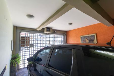 Casa à venda com 300m², 2 quartos e 2 vagas Casa à venda com 300m², 2 quartos e 2 vagasGaragem