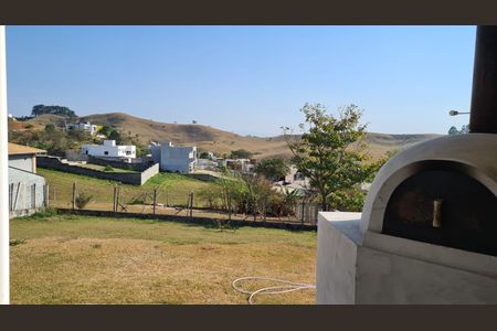 Casa de condomínio para alugar com 215m², 4 quartos e 6 vagasÁrea externa