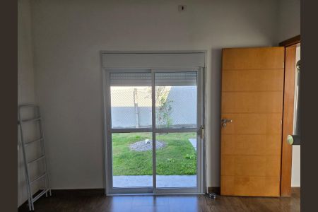 Casa de condomínio para alugar com 215m², 4 quartos e 6 vagasQuarto